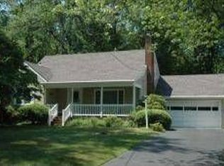64 Pleasant View Dr, Wayne, NJ 07470