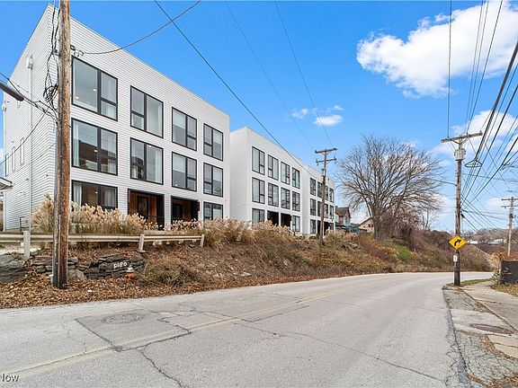 2nd image of 2106 Willey Ave