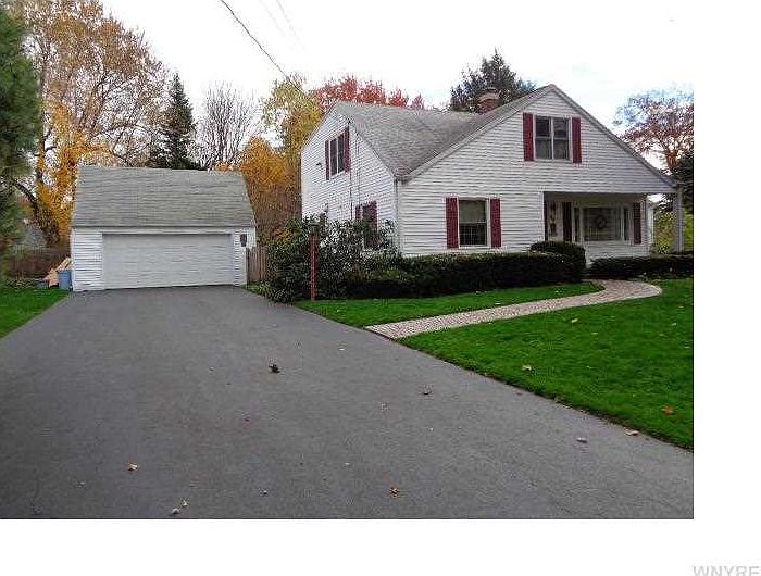 1st image of 79 Park Pl