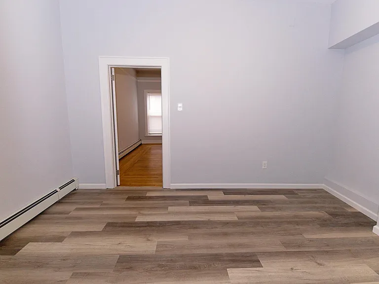 154 Undercliff Ave #1 — Photo 6