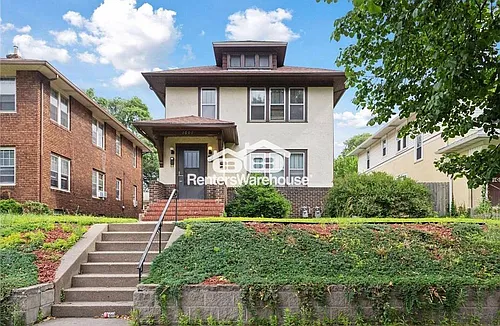 1601 Charles Ave Photo 1