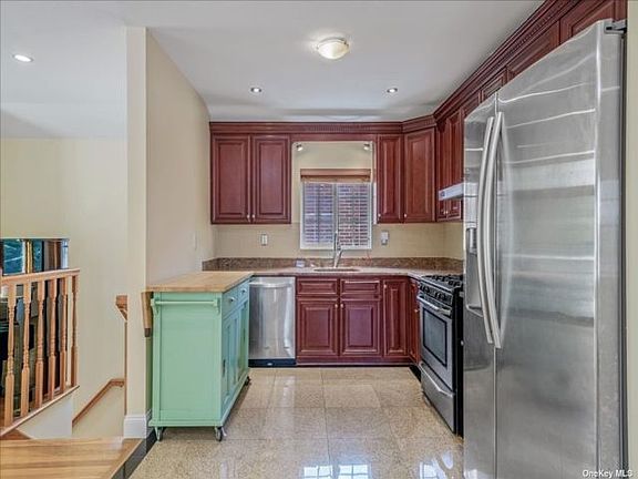 5th image of 6454 233rd St