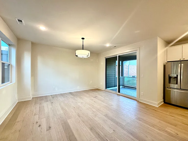 979 Dozier Pl — Photo 7