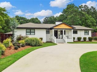 105 Shadburn Ferry Rd, Buford, GA 30518