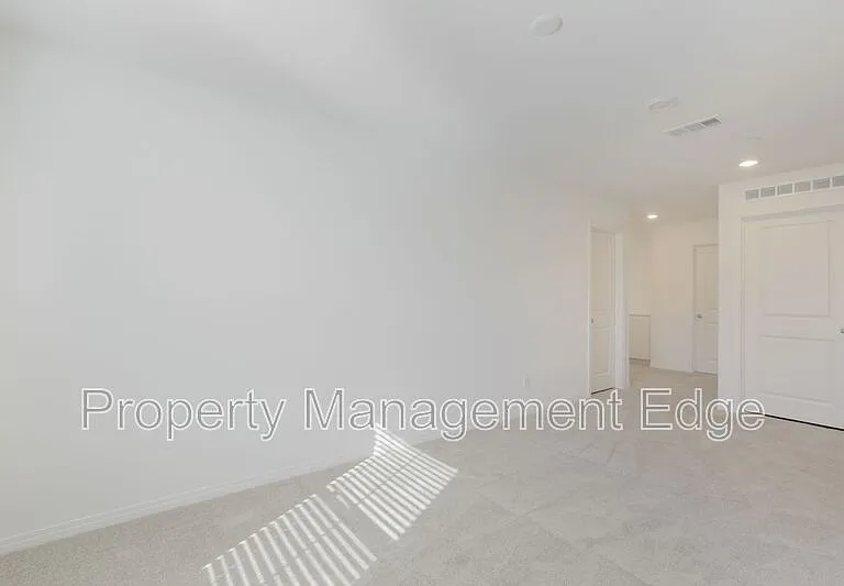 36644 Desert Tortoise Rd — Photo 10
