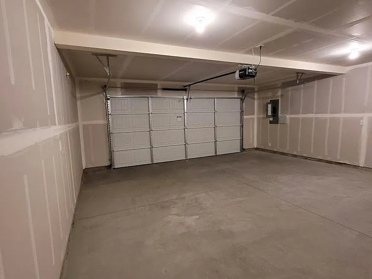 17795 Stony Ridge Ave — Photo 30