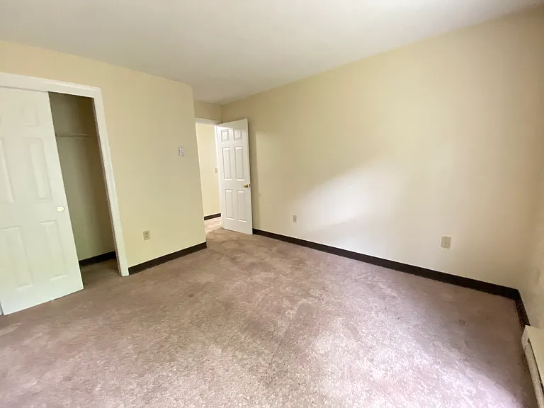 Sunset Ridge Apartments — Photo 112