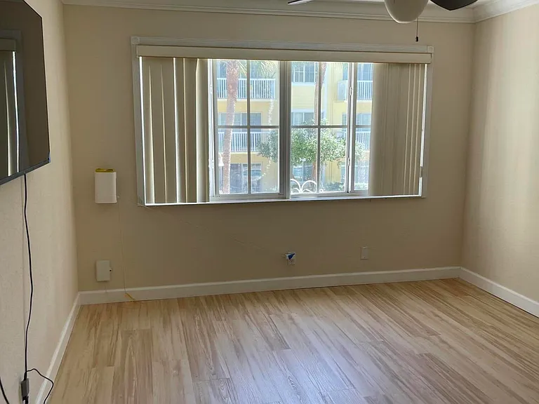 1515 E Broward Blvd #221 — Photo 12