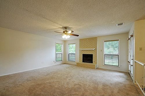 2nd image of 3400 Monument Dr