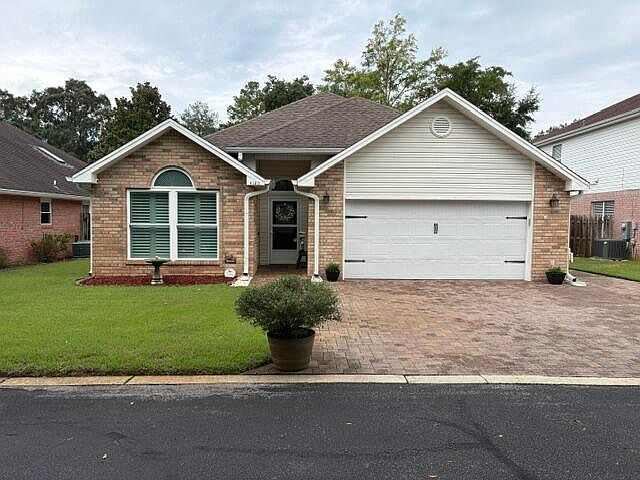 1st image of 4180 White Tail Cir