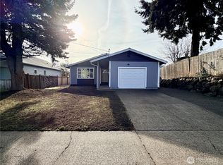 832 S 74th St, Tacoma, WA
