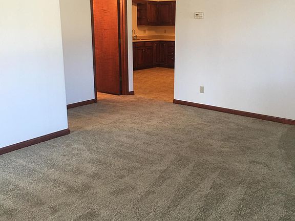 2nd image of 505 Circle Pine Dr