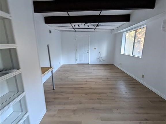5th image of 807 Virginia Ct