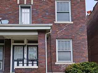 3005 Osage St, Saint Louis, MO 63118