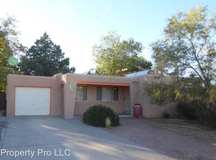 1129 Quincy St SE, Albuquerque, NM 87108