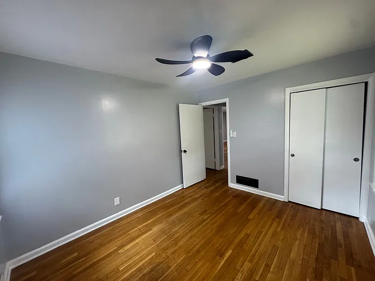 963 Green Ridge Rd — Photo 16
