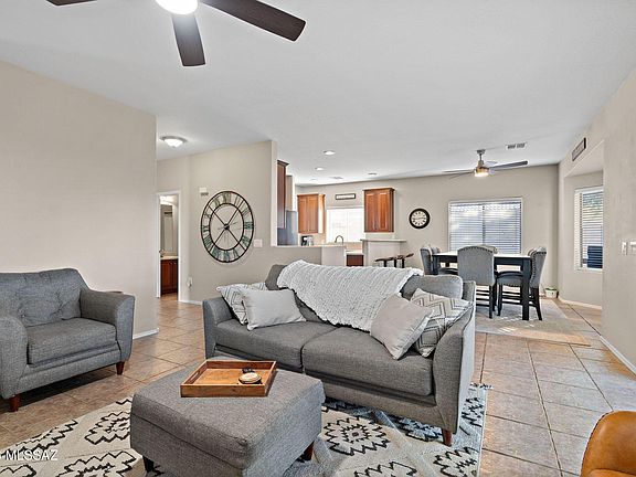 4th image of 1811 N Mandeville Ln