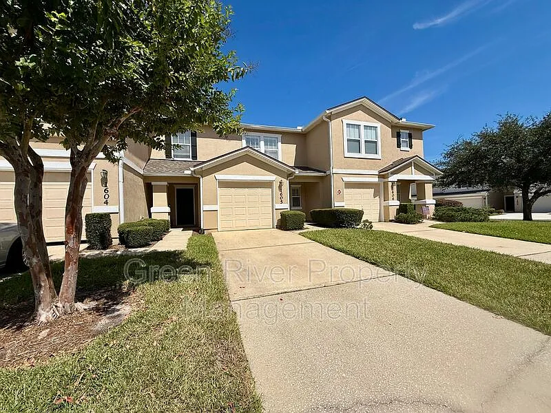 1500 Calming Water Dr — Photo 3