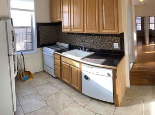 4724 41st St APT 3R, Sunnyside, NY 11104