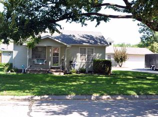 630 W Sunrise Dr, Wichita, KS 67217