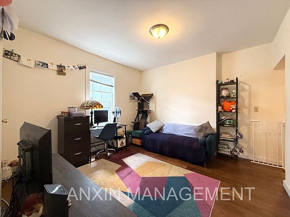 2nd image of 41-51A Clifton St #41