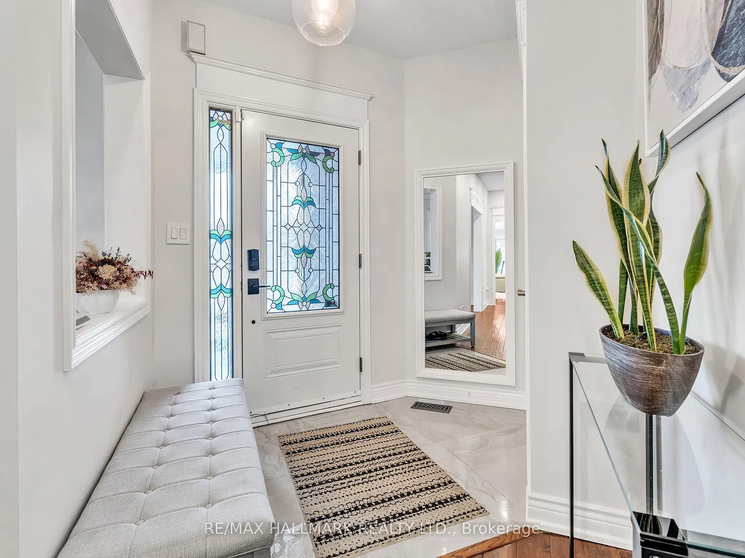 4 bed, $4,000 — Photo 3