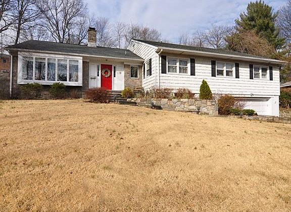 3rd image of 37 Claudet Way