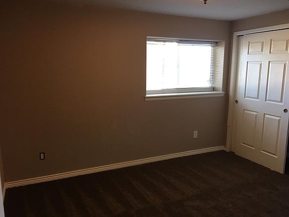 Downstairs Bedroom 1