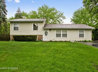 430 Huehl Rd, Northbrook, IL 60062