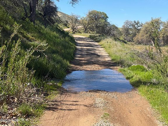 4th image of 8300 Foothill Rd