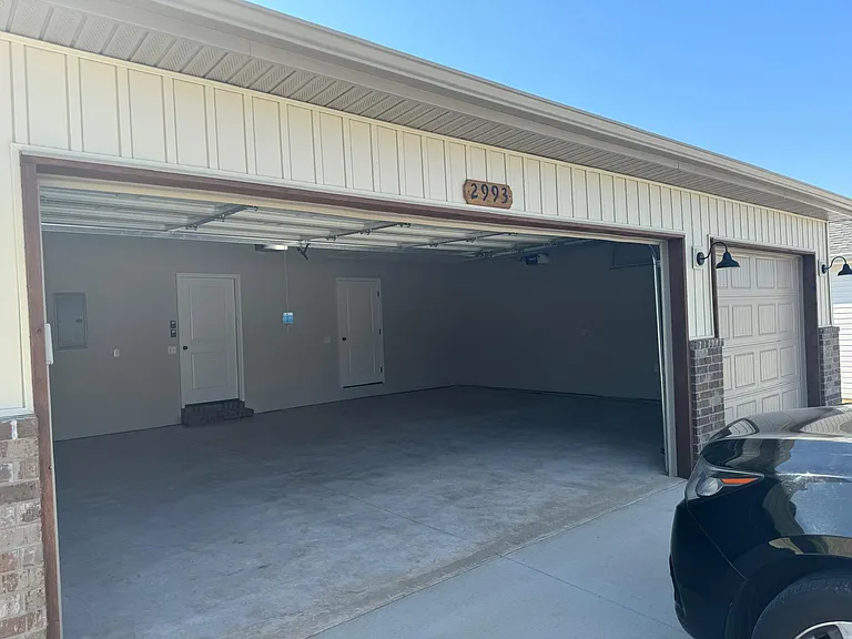 2993 N Nixon Ave — Photo 3