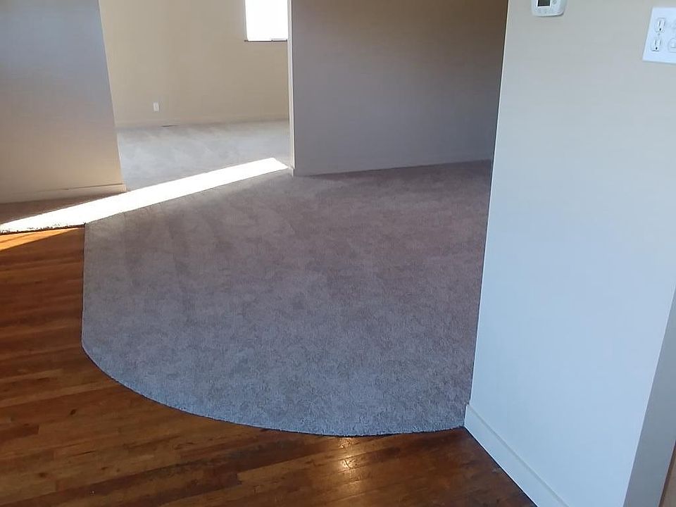 Nice open entry