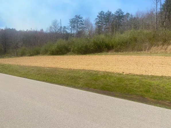 9999 Jackson Rd, Williamsburg, KY 40769