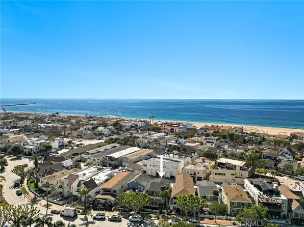 1613 E Balboa Blvd, Newport Beach, CA 92661