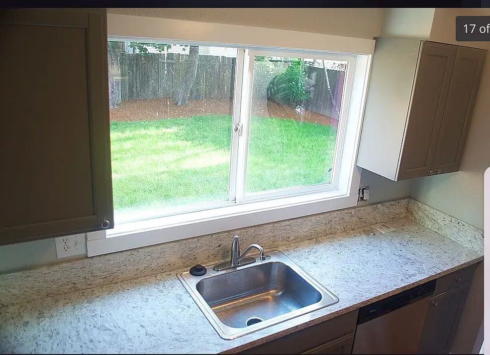 3 bed, 1.5 bath, 1500 sqft, $2,000 — Photo 3