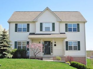 801 Graywyck Dr, Seven Fields, PA 16046