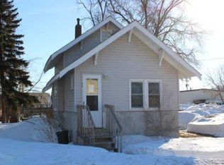 316 6th Ave NE, Minot, ND 58703