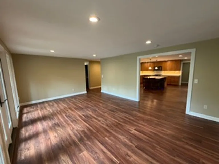 4400 Chapman Way — Photo 13
