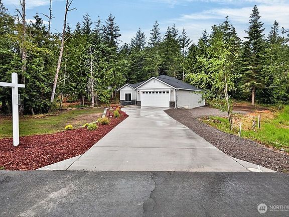 3rd image of 154 Shauna Place