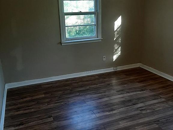 5th image of 1008 N Fayetteville Ave