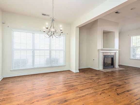 5th image of 8503 Shady Elm Dr