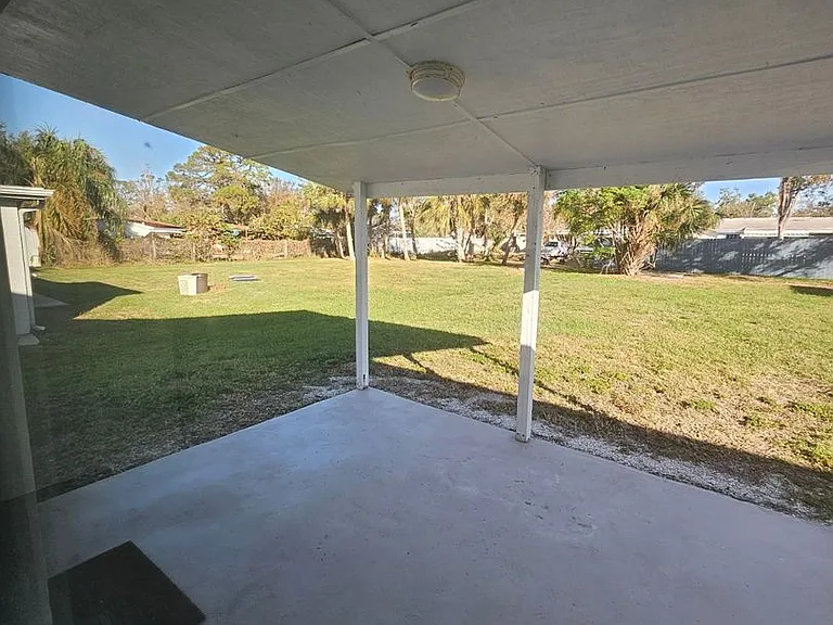 360 W Fray St — Photo 26