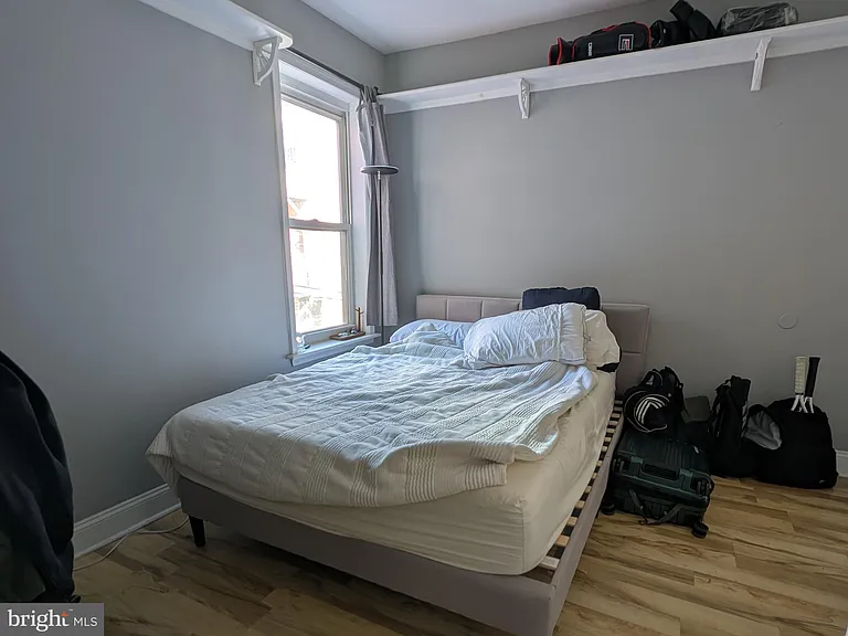 1130 Earl St — Photo 16