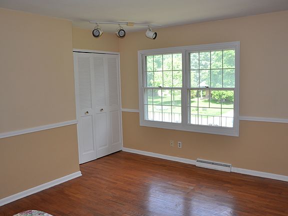 5th image of 4317 Manitou Dr