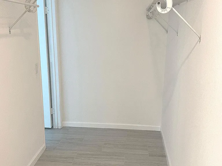 13967 Julian Dr — Photo 18