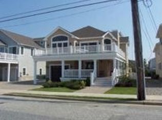 39 25th St E, Avalon, NJ 08202