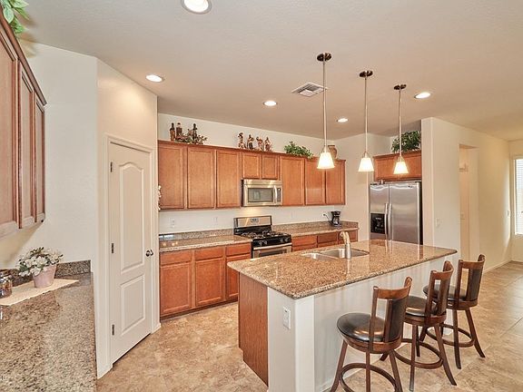 3rd image of 21133 E Pecan Ln