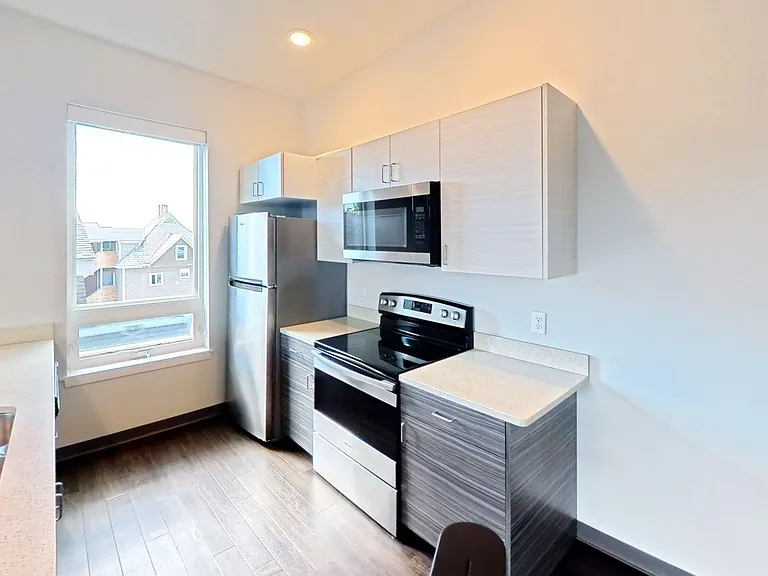 City Lights Modern, Luxury Living in Downtown Winooski — Photo 17