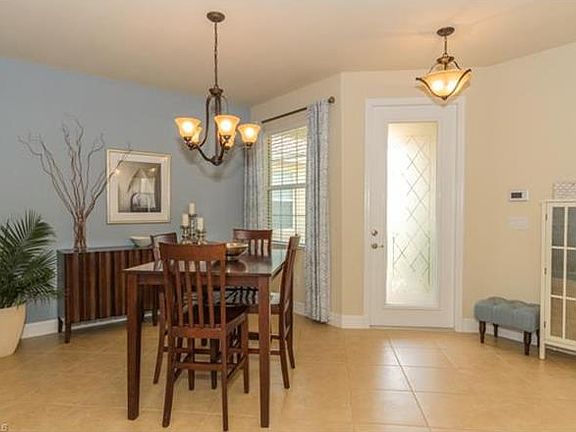 3rd image of 10446 Spruce Pine Ct