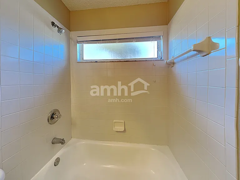422 Abigail Rd — Photo 13